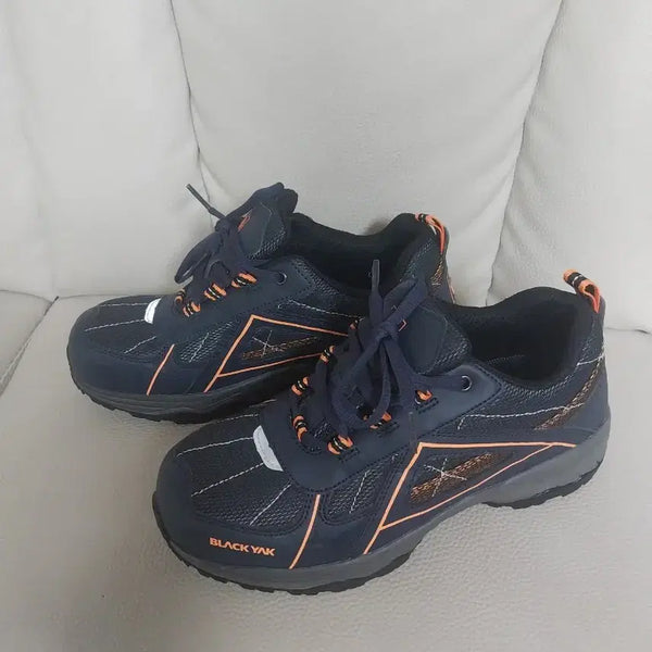[BUNJANG] Blackyak Trekking Walking Shoes Navy Size 265 / 블랙야크 트레킹 워킹화 네이비색 새제품 사이즈 265