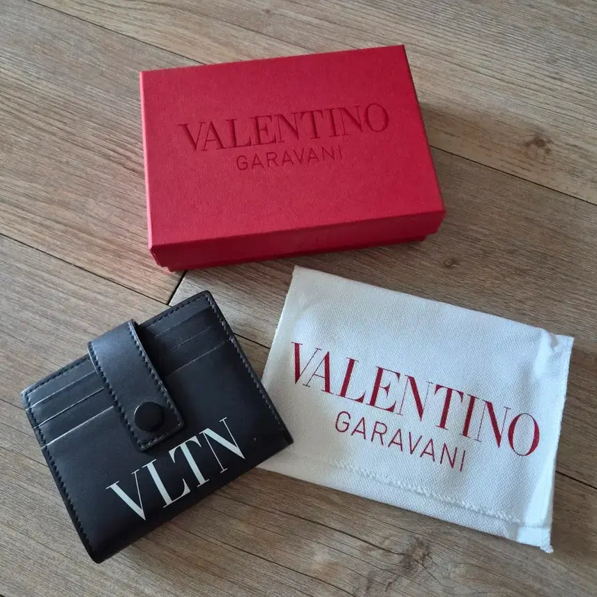 [BUNJANG] Valentino VLTN Card Holder / 발렌티노 카드지갑