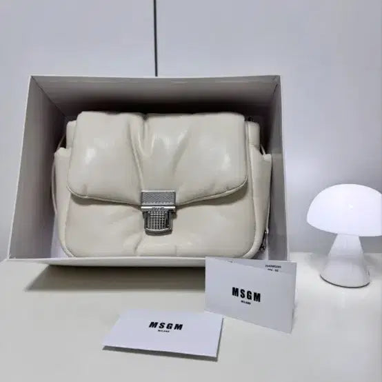 [BUNJANG] MSGM Quilted Shoulder Bag Ivory / (정가69만원) MSGM 퀼팅 숄더백 아이보리