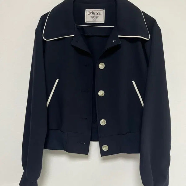 [BUNJANG] Delicent Navy Sammy Cropped Collar Jumper Jacket / 델리센트 네이비 바시티 새미 크롭 카라 점퍼 자켓