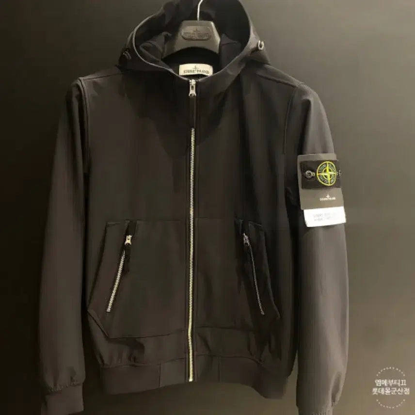 [BUNJANG] Stone Island Soft Shell Jacket / 스톤아일랜드 소프트쉘