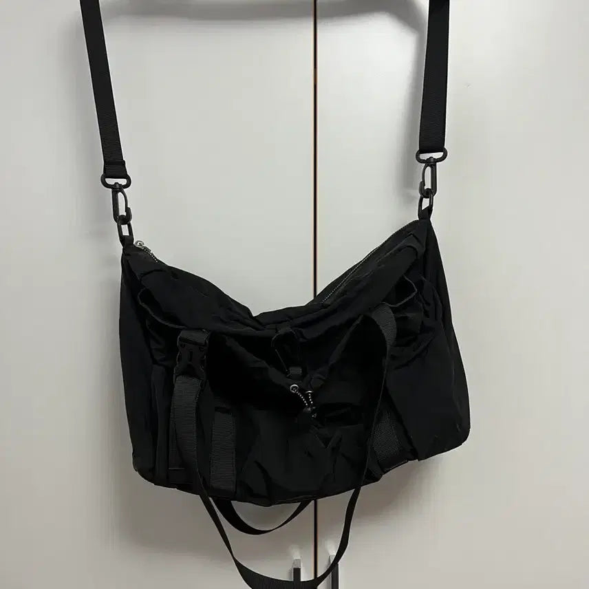 [BUNJANG] Nylon Cross Shoulder Bag / 나일론 크로스 숄더백