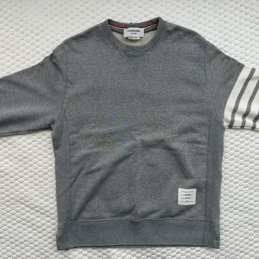 [BUNJANG] Thom Browne Sweatshirt / 톰브라운 맨투맨