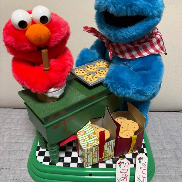[BUNJANG] Sesame Street Elmo, Cookie Monster, Christmas Cookie Doll / 세서미 스트리트 엘모 쿠키몬스터 크리스마스 쿠키 인형