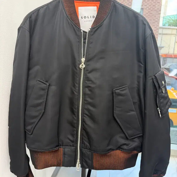 [BUNJANG] Solid Homme Black MA-1 Padded Jacket / 솔리드옴므 블랙 MA-1 패딩 자켓
