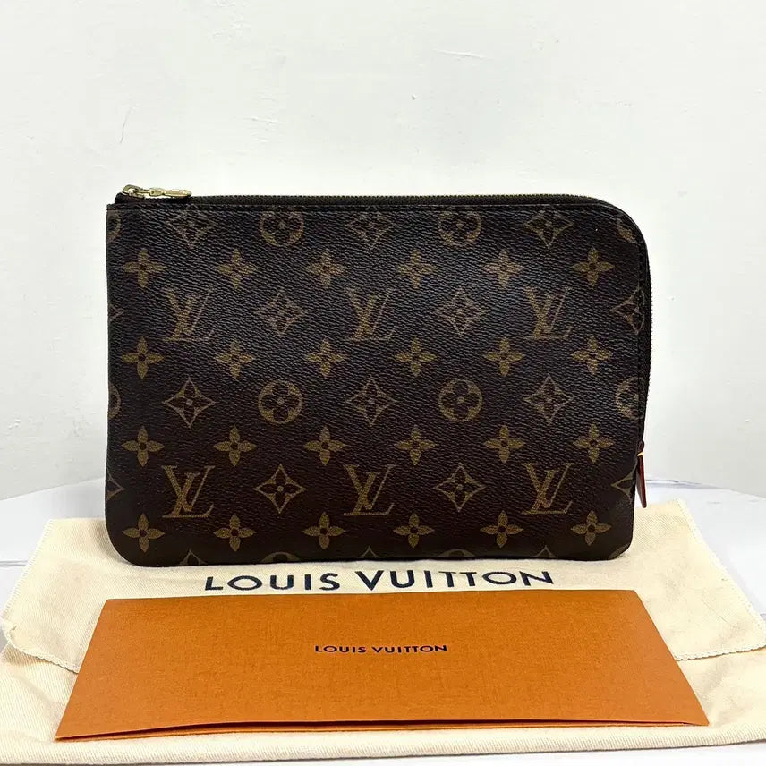 [BUNJANG] Louis Vuitton Monogram Etui Voyage Clutch Bag PM / 루이비통 모노그램 에튀보야주 클러치백 PM