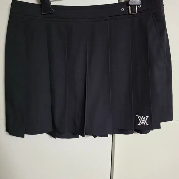 [BUNJANG] Anew Black Pleated Skirt Large / 어뉴  블랙 플리츠 스커트  라지 L