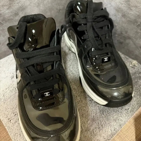 [BUNJANG] Chanel Black Enamel Sneakers Size 36 / 샤넬 블랙 에나멜 스니커즈 36 정품