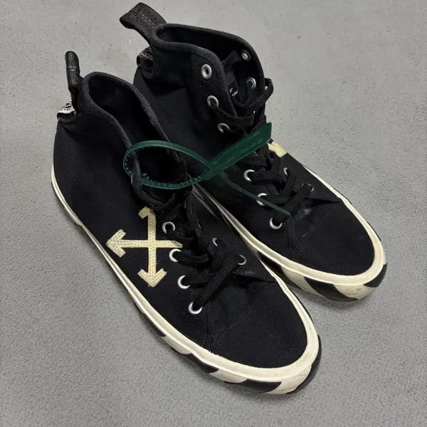 [BUNJANG] Off-White Arrow Sneakers / 오프화이트 에로우 스니커즈 275-280사이즈