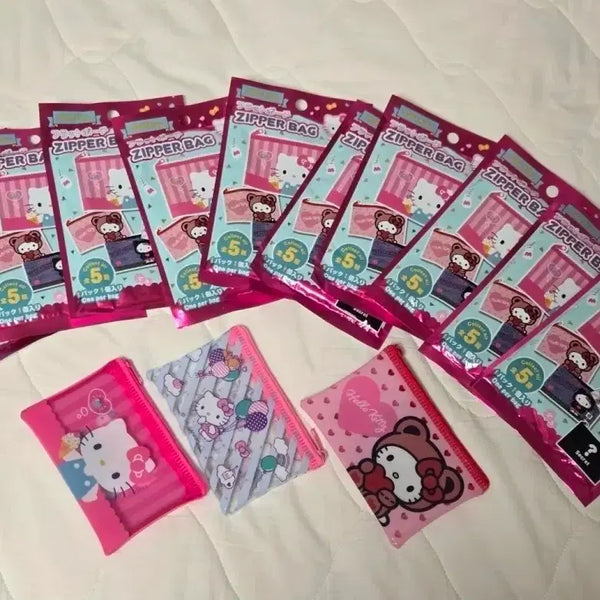 [BUNJANG] Sanrio Hello Kitty Zipper Pouch / 산리오 헬로키티 지퍼백 랜덤 파우치