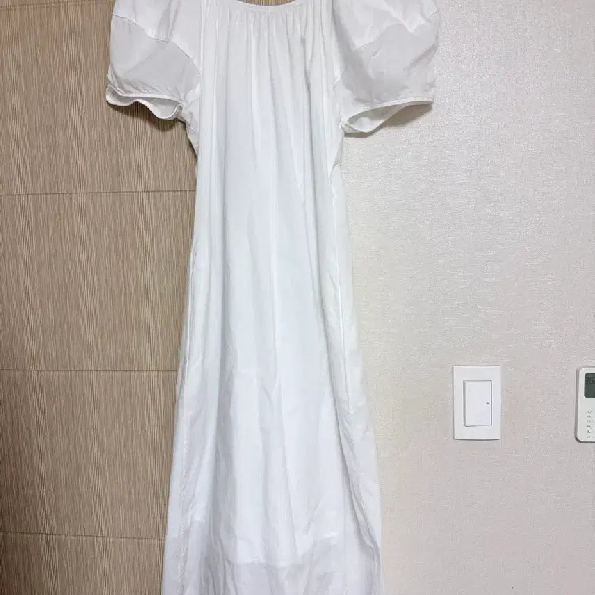 [BUNJANG] White Long Puff Sleeve Dress / 수입의류 화이트 롱 퍼프 원피스