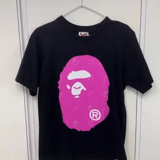 [BUNJANG] BAPE Big Ape Head T-Shirt - Medium / 베이프 빅 에이프 헤드 티셔츠 M