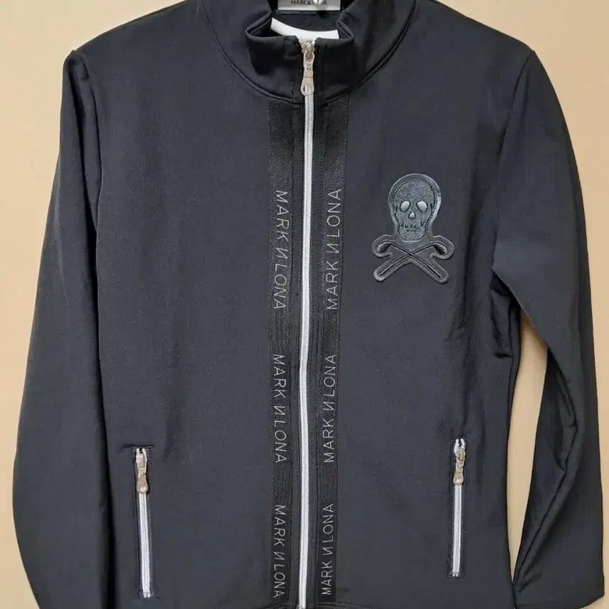 [BUNJANG] Mark &ロナ Skull Logo Zip-Up Jacket (Size M) / 정품 마크앤로나 블랙 스컬 로고 집업 자켓 M(95)