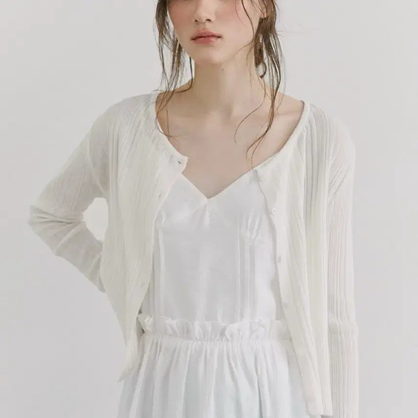 [BUNJANG] Etmong Round Cardigan White / 에트몽(라운드가디건)