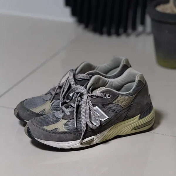 [BUNJANG] New Balance 991 Made in UK 40th Anniversary Grey / 뉴발란스 991 Made in UK 40주년 (그레이, 250)