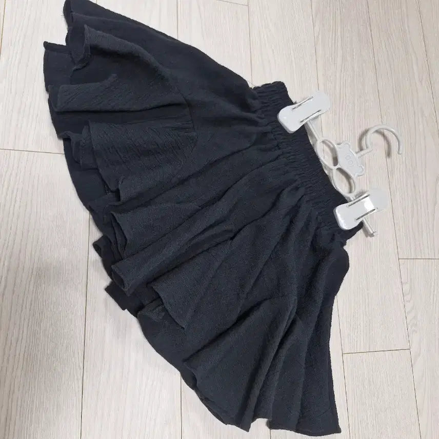 [BUNJANG] Ruffle Mini Skirt / 프릴 미니스커트
