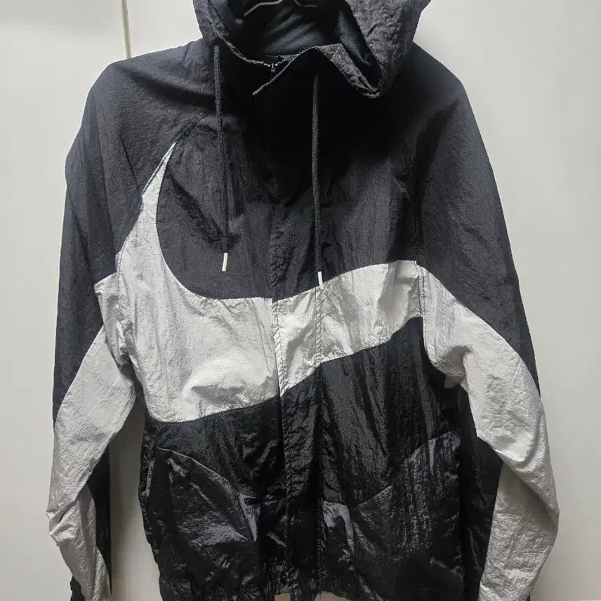 [BUNJANG] Nike Big Logo Windbreaker / 나이키 빅로고 바람막이 공용s