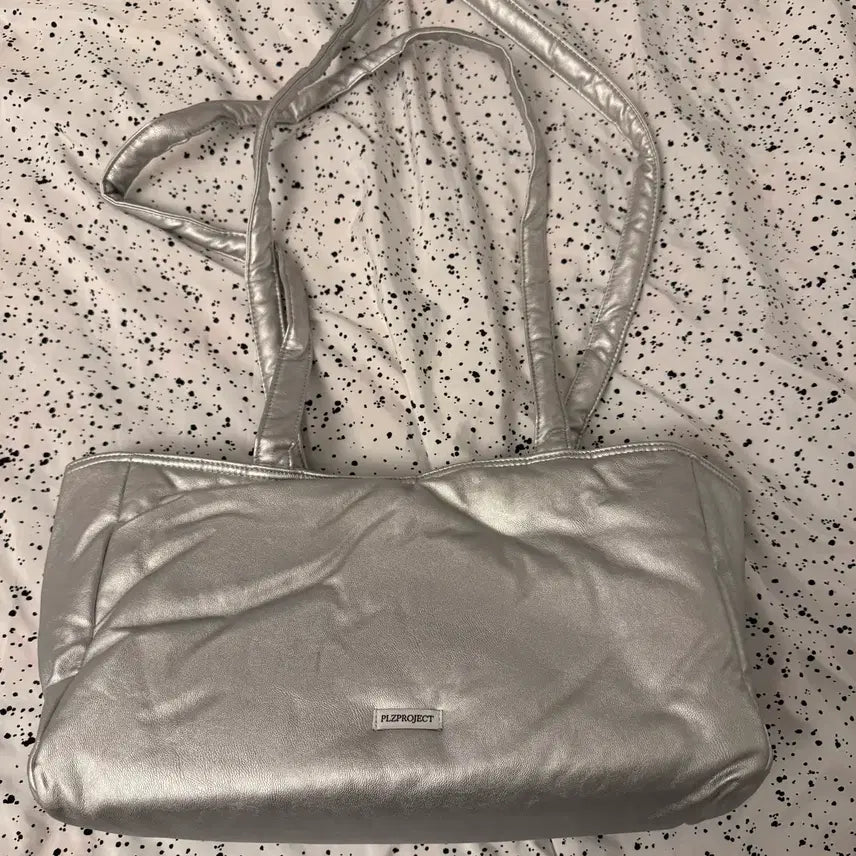 [BUNJANG] PLZPROJECT Silver Shoulder Bag / PLZPROJECT 플리즈프로젝트 실버 숄더백
