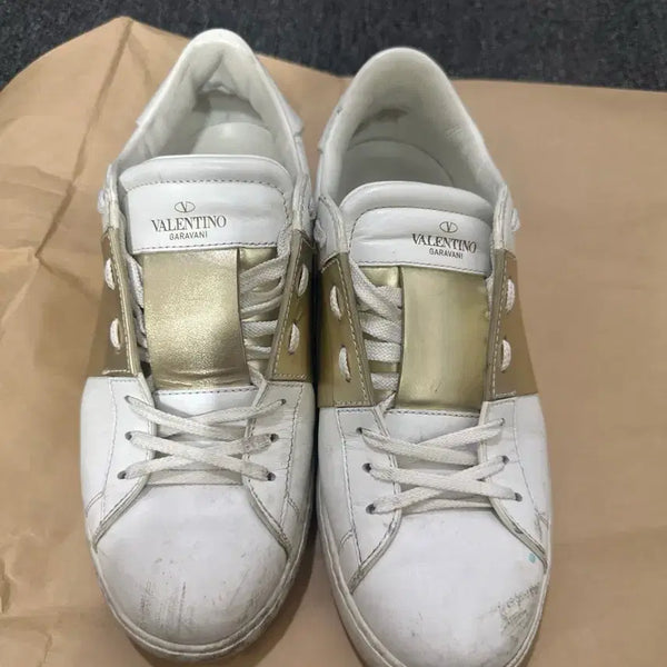 [BUNJANG] Valentino Leather Sneakers / 정품 발렌티노 스니커즈 260