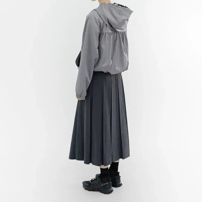 [BUNJANG] Unoia Wind Frill Hooded Jacket / 유노이아 자켓