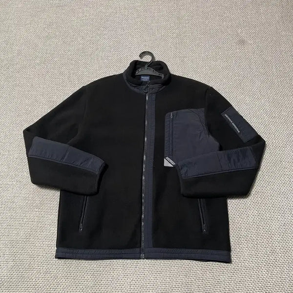 [BUNJANG] Discovery Expedition Black Fleece Jacket XL / XL 디스커버리 블랙 플리스 자켓 A0903