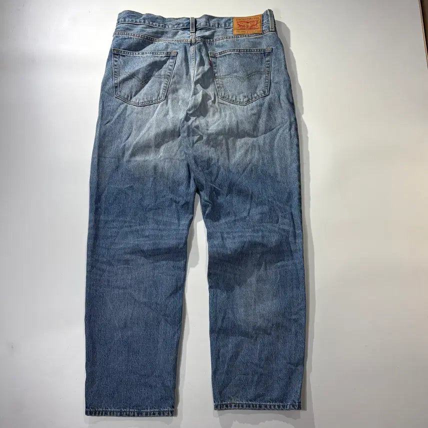 [BUNJANG] Levi's Light Wash Straight Denim Pants / 리바이스 연청 워싱 스트레이트 데님 팬츠