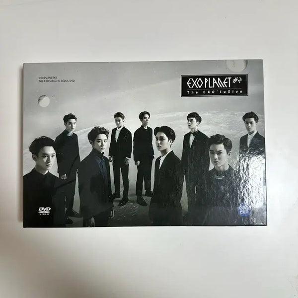 [BUNJANG] EXO The EXO'luXion DVD Photobook / 엑소 콘서트 엑솔루션 DVD 포토북
