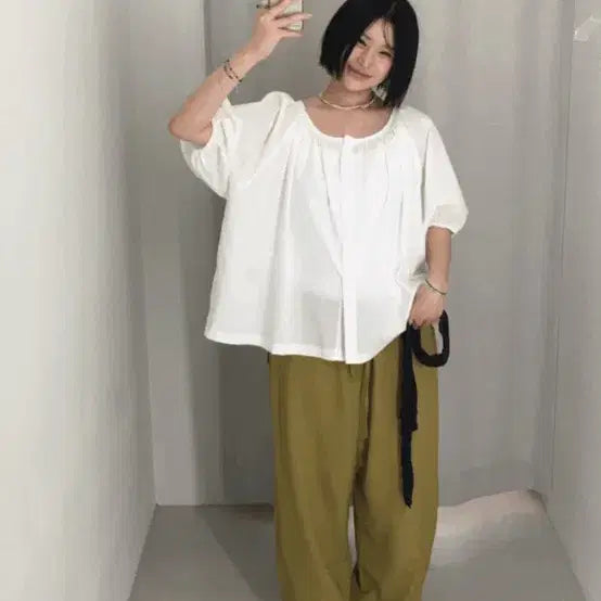 [BUNJANG] Onyx Pearring Puff Blouse / 오닉 페어링 퍼프 블라우스