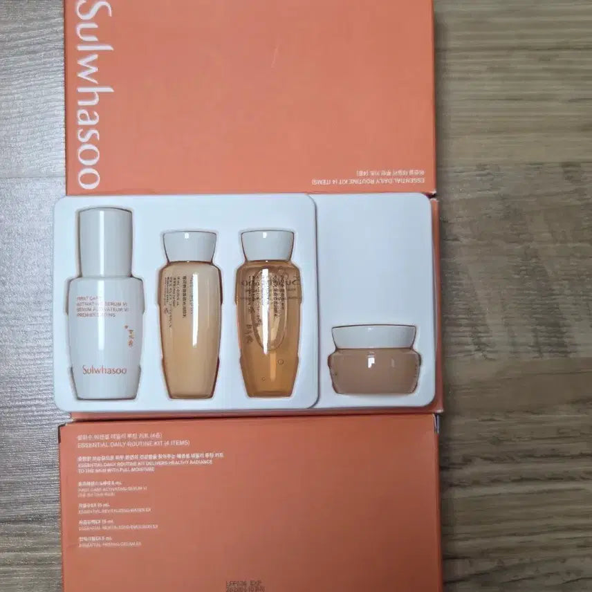 [BUNJANG] Sulwhasoo Essential Daily Routine Kit (4 Types, 3 Sets) / 설화수 에센셜 데일리 루틴 키트 ( 4종) 3세트