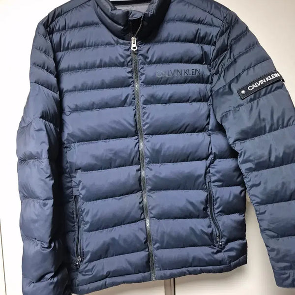 [BUNJANG] Calvin Klein Genuine Down Feather Lightweight Padded Jacket 100 Size / CK캘빈클라인 정품 오리털 경량 패딩 100사이즈 판매합니다