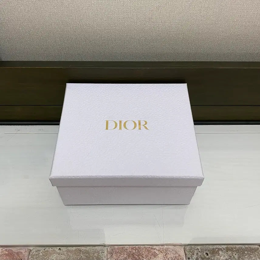 [BUNJANG] Dior Wallet Box / 디올 지갑박스(17.5x15.5x8)