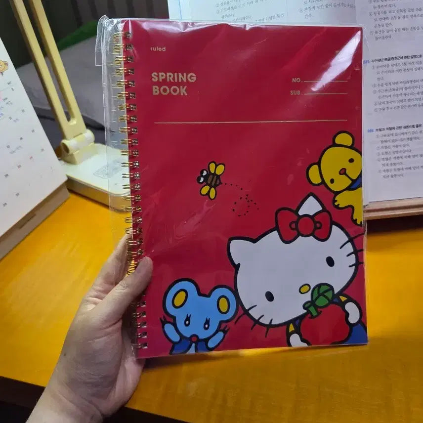 [BUNJANG] Hello Kitty Spring Notebook Red / 헬로키티 스프링 노트 공책 레드