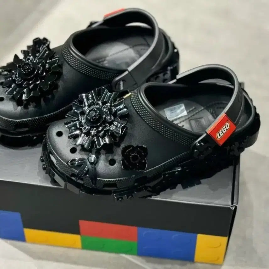 [BUNJANG] Crocs x LEGO Midnight Garden Creativity Clog Multi M9 / 크록스 x 레고 미드나잇 가든 크리에이티비티 클로그 멀티 M9