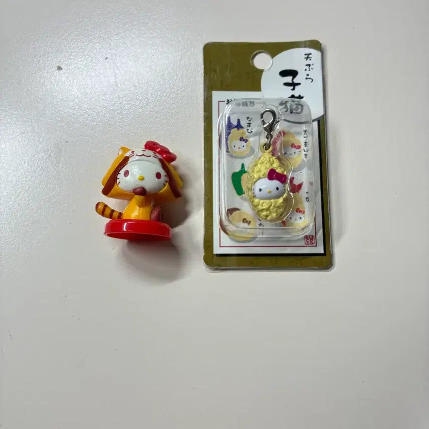 [BUNJANG] Hello Kitty Keychain & Figure Set / 헬로키티 키링, 피규어