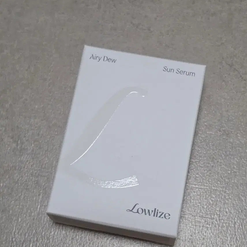 [BUNJANG] Lowrise Airy Dew Sun Serum / (배송비포함 0.6) 로우라이즈 에어리 듀 선세럼