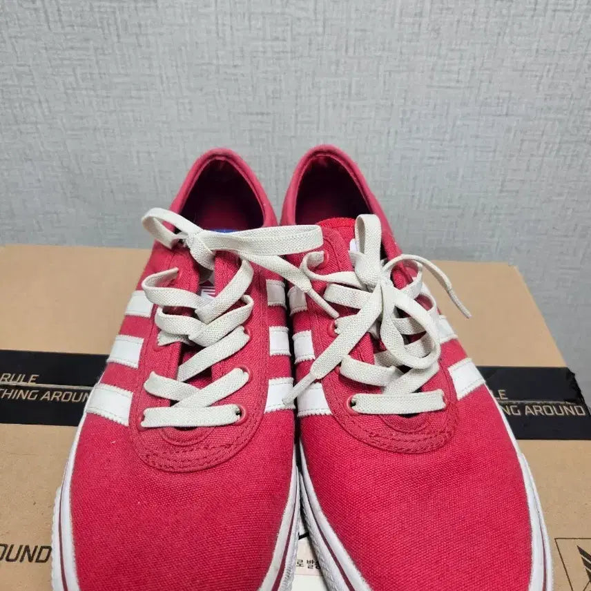 [BUNJANG] Adidas Red Sneakers Size 265 / 아디다스 운동화 레드 265