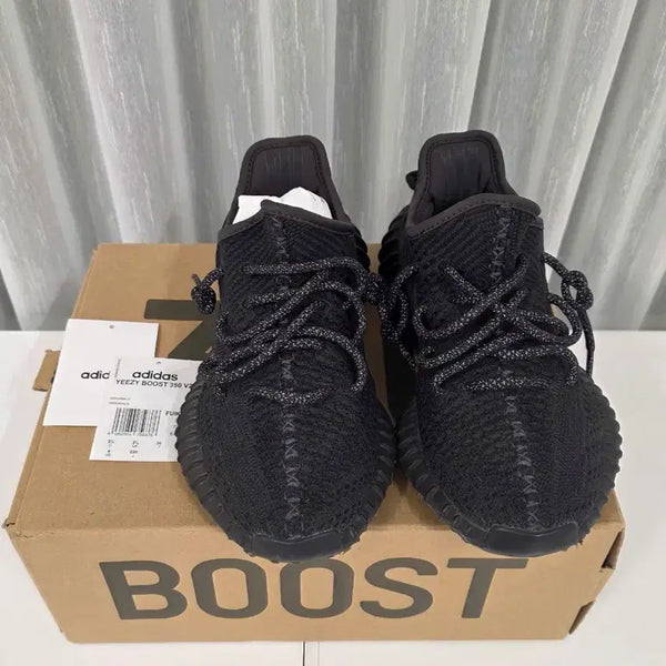 [BUNJANG] Adidas Yeezy Boost 350 V2 Black / 아디다스 이지부스트 350 V2 블랙