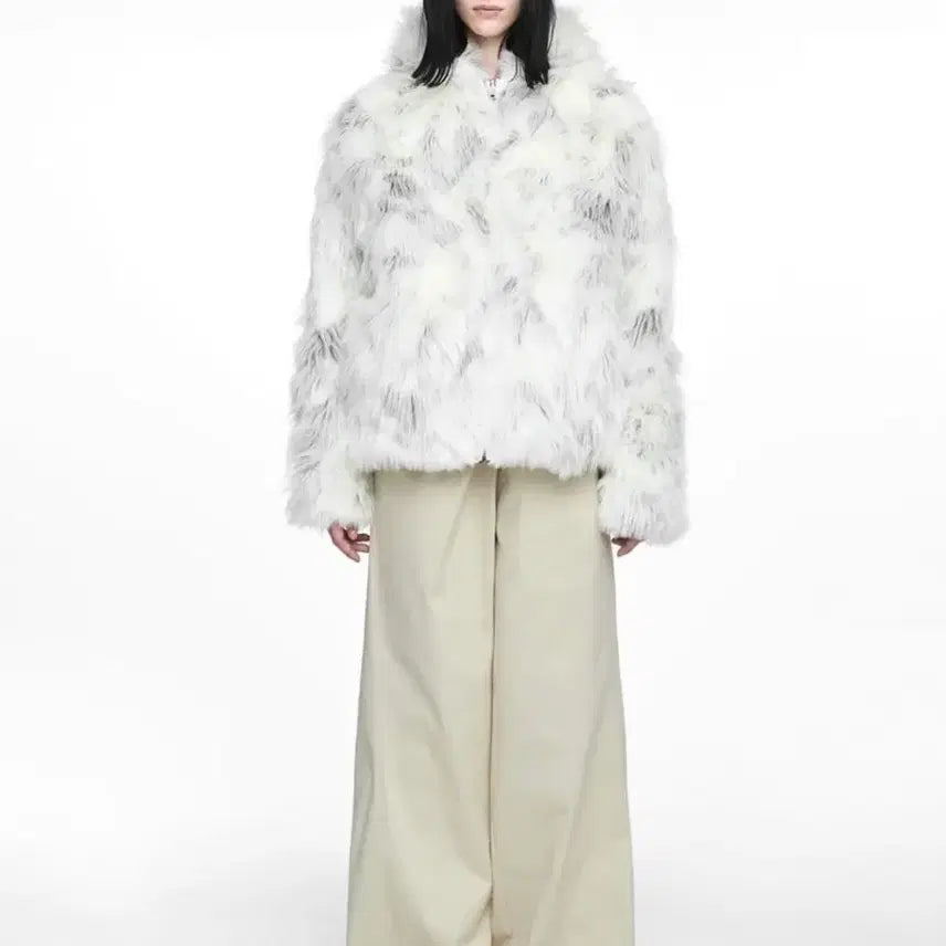 [BUNJANG] Nache Reversible Fur Hoodie Jacket / Nache 나체 REVERSIBLE HOODIE FUR 우먼 리버시블 포우퍼자켓 보헴서 에트오소메 퍼자켓 퍼후드