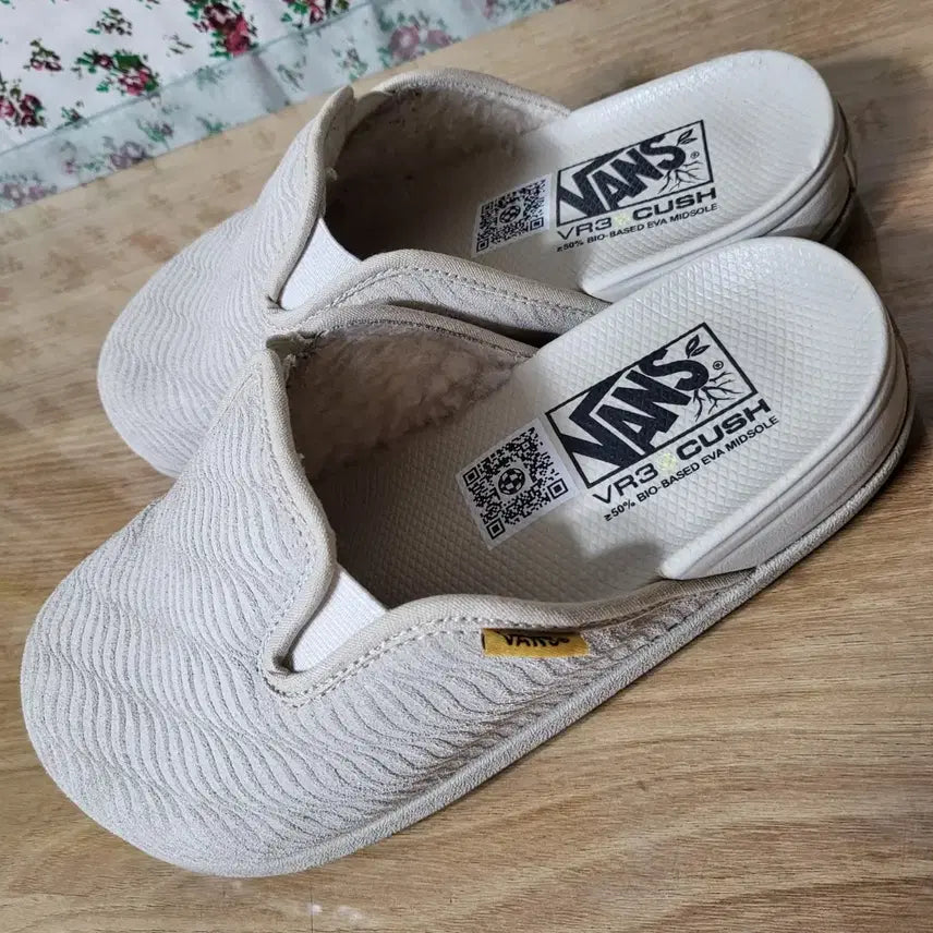 [BUNJANG] Vans Slippers / 반스 슬리퍼 220 상태좋음