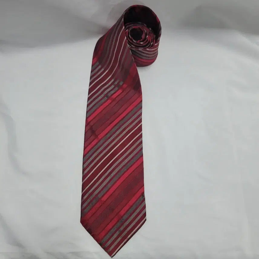 [BUNJANG] Giorgio Armani Silk Necktie / 조르지오아르마니 넥타이/a1007