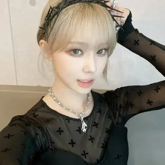 [BUNJANG] Mini Dress with Unique Pattern / 읜터