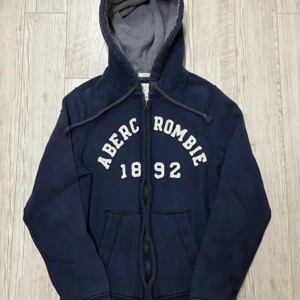 [BUNJANG] Abercrombie & Fitch Hoodie Size M / 아베크롬비 후드집업 m