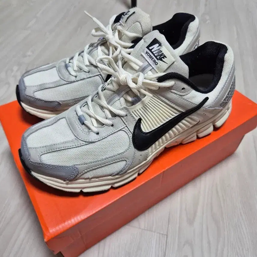 [BUNJANG] Nike Vomero 5 Wolf Grey / (W285) 보메로 5 울프그레이