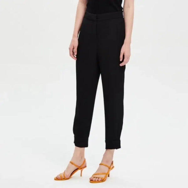 [BUNJANG] TIME Back-Banding Jogger Style Slit Trousers Black / 한섬 타임 TIME 차르르 백밴딩 팬츠 조거스타일 슬릿 트임 찰랑 바지 슬랙스 블랙 검정 뒷밴딩