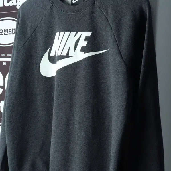 [BUNJANG] Nike Big Logo Sweatshirt Grey Streetwear / W(L) 나이키 맨투맨 티셔츠 빅로고 그레이 스트릿 코어-H38512