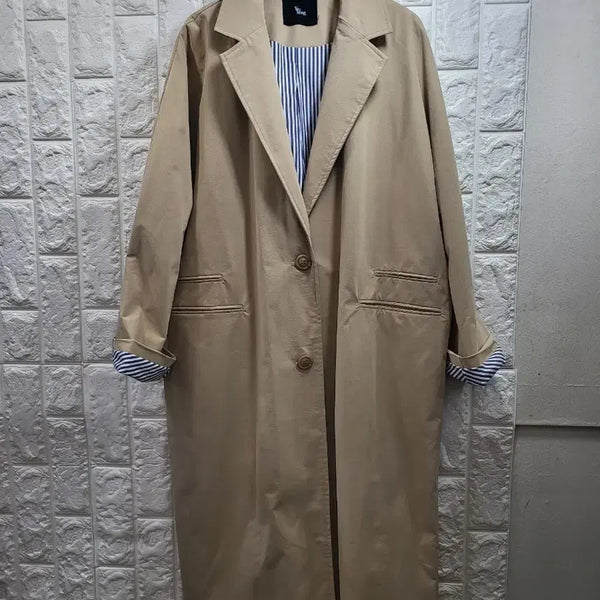 [BUNJANG] Beige Trench Coat with Striped Lining / 베이지색 트렌치 코트 스트라이프 안감
