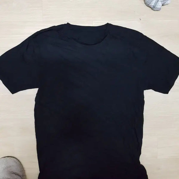 [BUNJANG] Black Short Sleeve T-Shirt (Size L) / 블랙 반팔티 L100 티셔츠