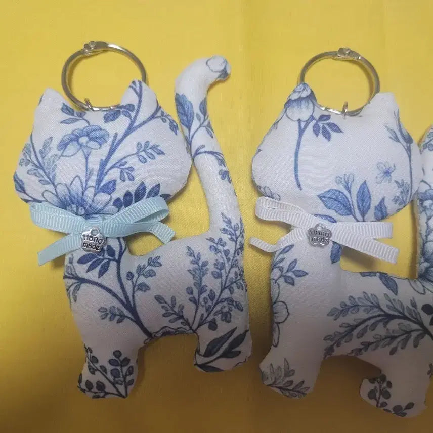[BUNJANG] Handmade Cat Charm Keychain / 고양이 키링
