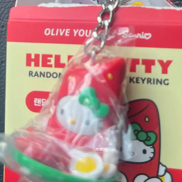 [BUNJANG] Hello Kitty Seoul Tteokbokki Keychain / 헬로키티 서울 떡볶이 교환>공주 밤 또는 판매