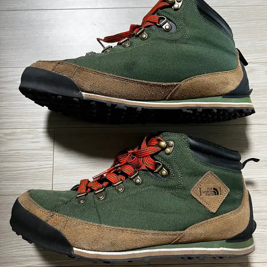 [BUNJANG] The North Face Back Magic Trekking Boots / 노스페이스 백매직 트레킹화 / 마운틴 부츠 (The North Face Back Magic Boot) 팝니다.